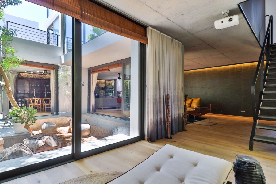 3 Bedroom Property for Sale in Bakoven Western Cape